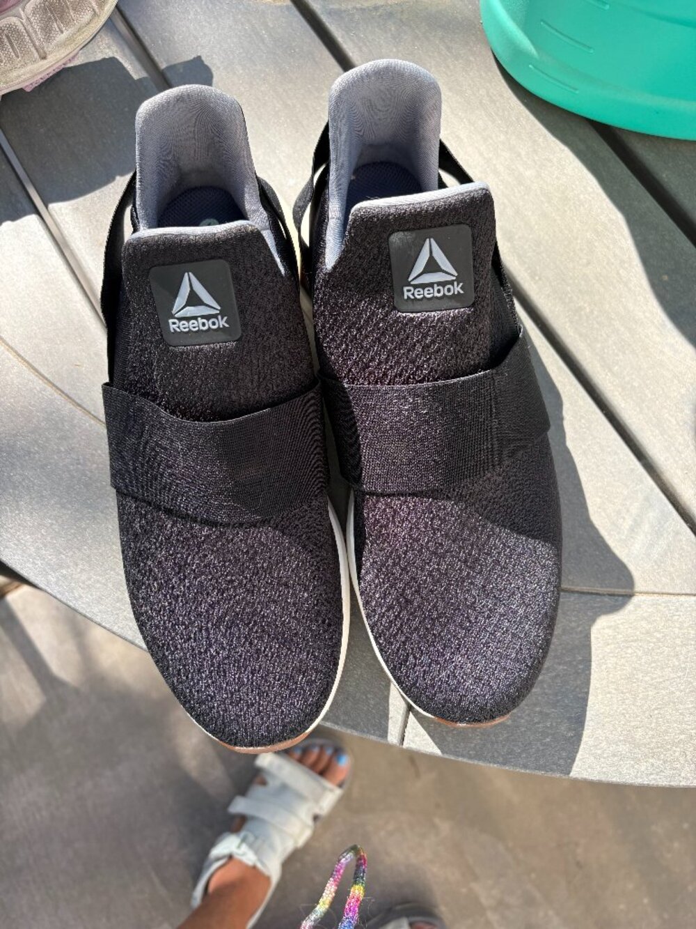 REEBOK BLACK SLIP-INS/ONS